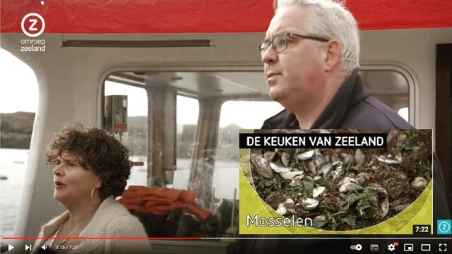 Het is al weer even geleden dat Margot voor de deur stond, met een filmcrew van Omroep Zeeland voor opnames voor de “keuken van Zeeland”.
Eind September 2021 hebben we een leuke bijdrage geleverd aan deze programma reeks! 
Benieuwd naar de het eindresultaat? Er staat een link in de bio, of anders zoeken op YouTube: Keuken van Zeeland waar je nog veel meer leuke aanverwante video’s kunt vinden.